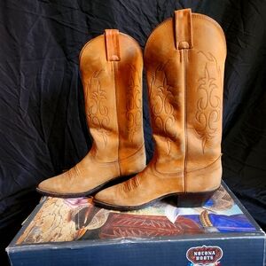 Size 8 Nocona Western Boots